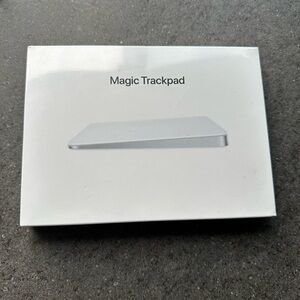 NWT - Apple Trackpad
